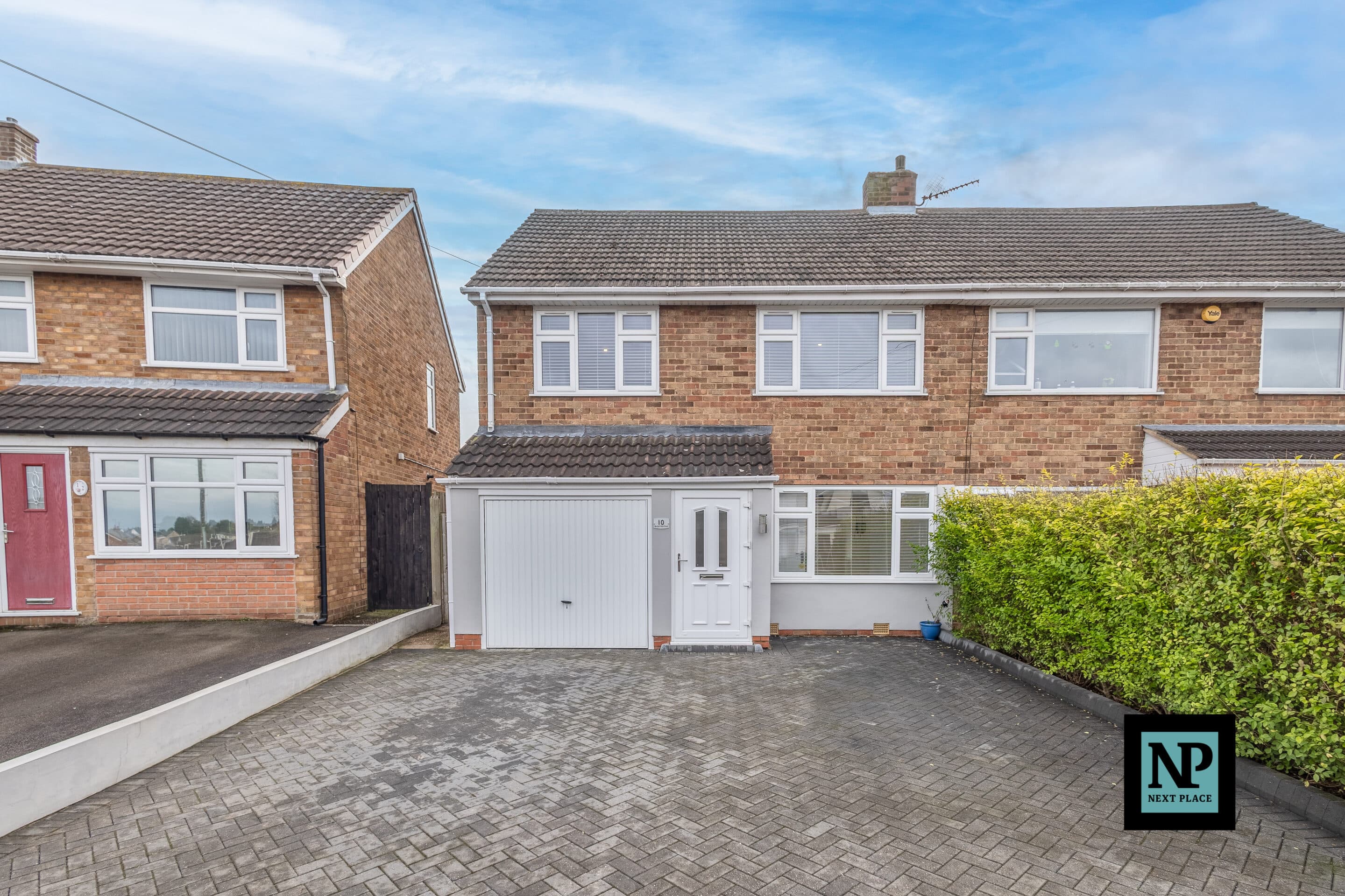 Bardon View Road, Dordon, B78