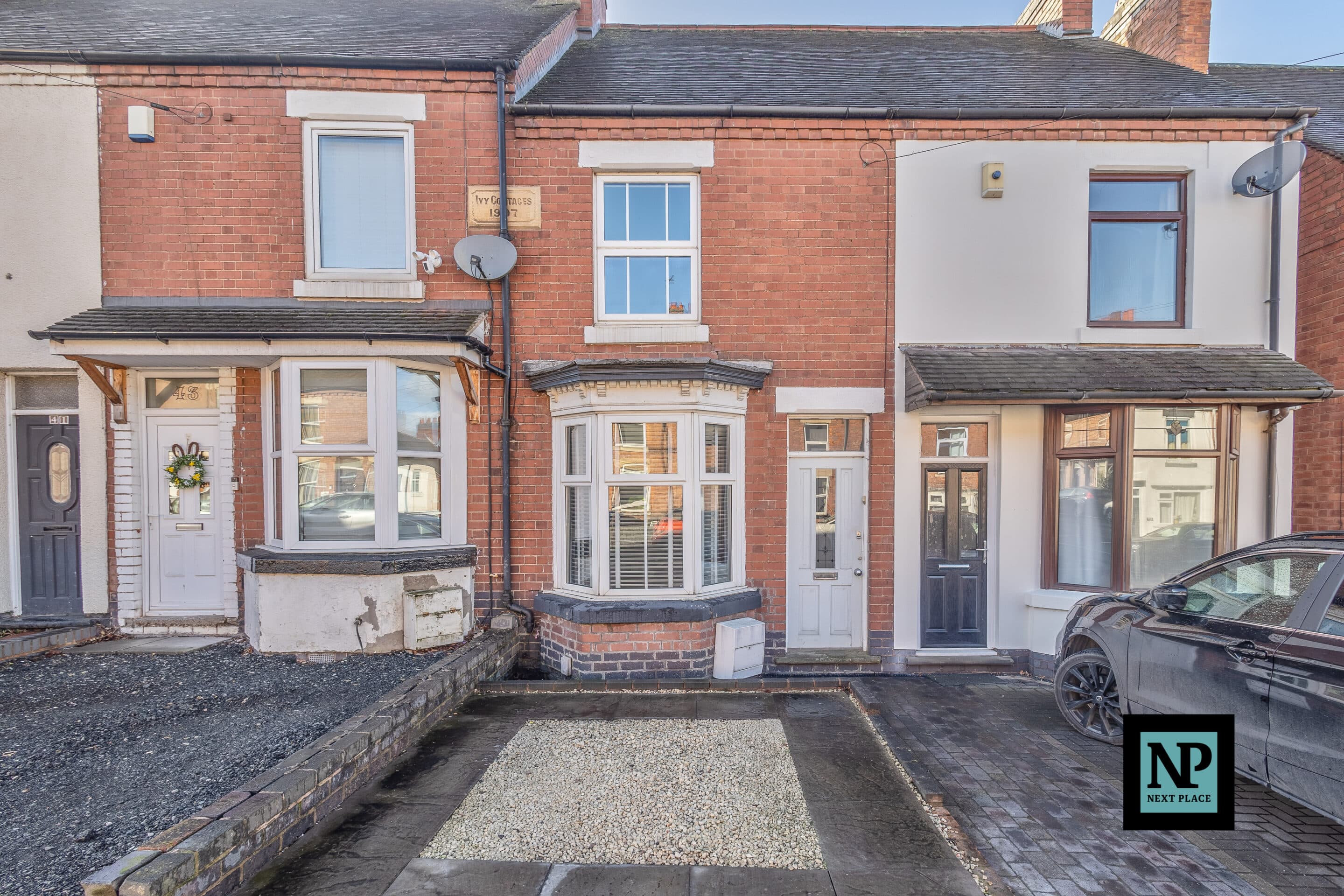 Tamworth Road, Two Gates, B77
