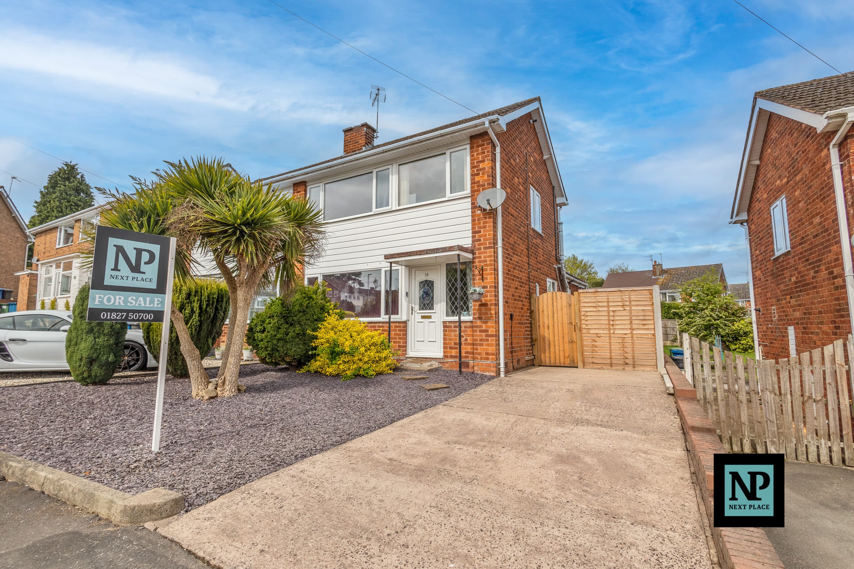 Skidmore Avenue, Dosthill, B77