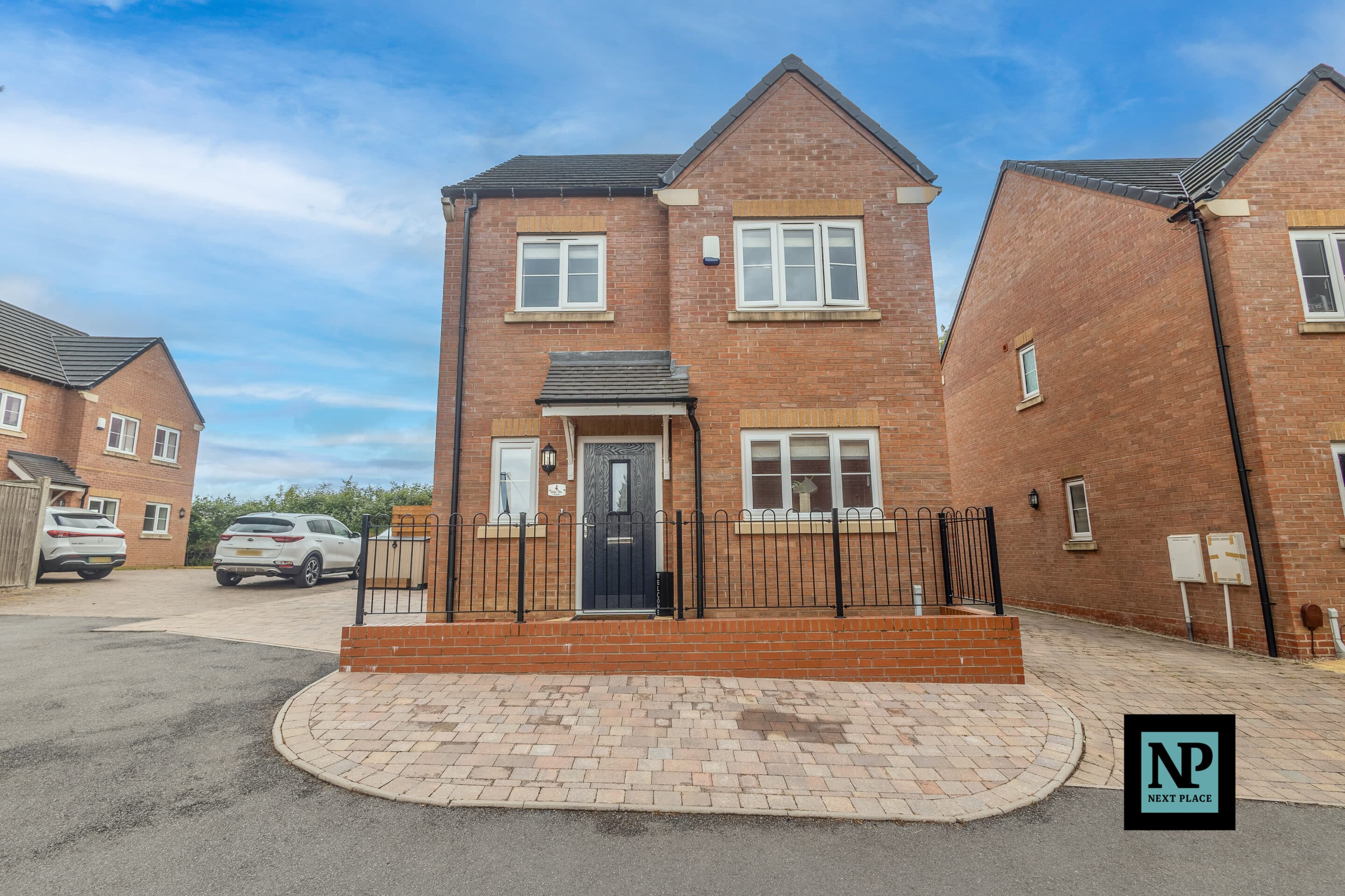Lodge Rise, Polesworth, B78