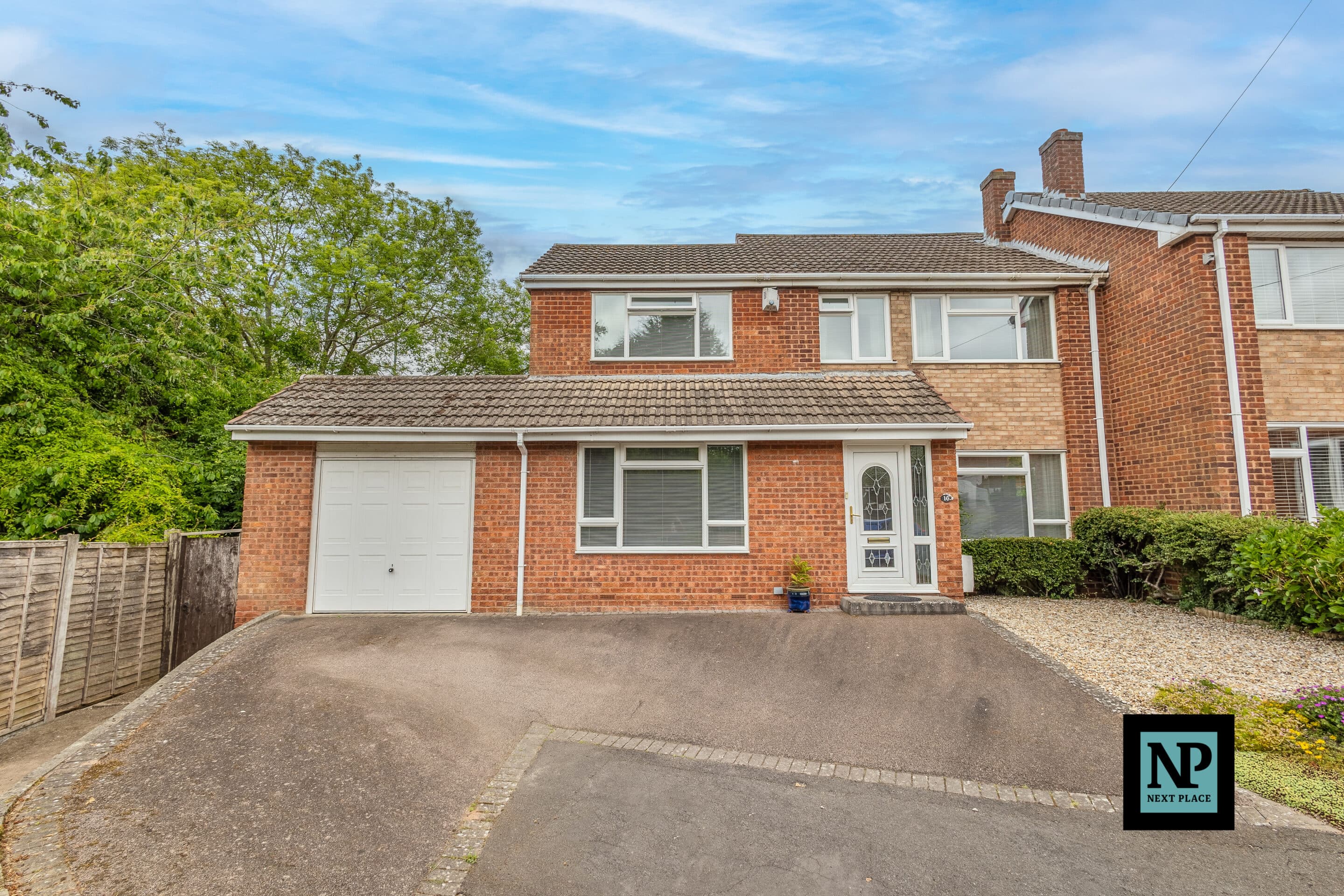 Hemlingford Road, Kingsbury, B78