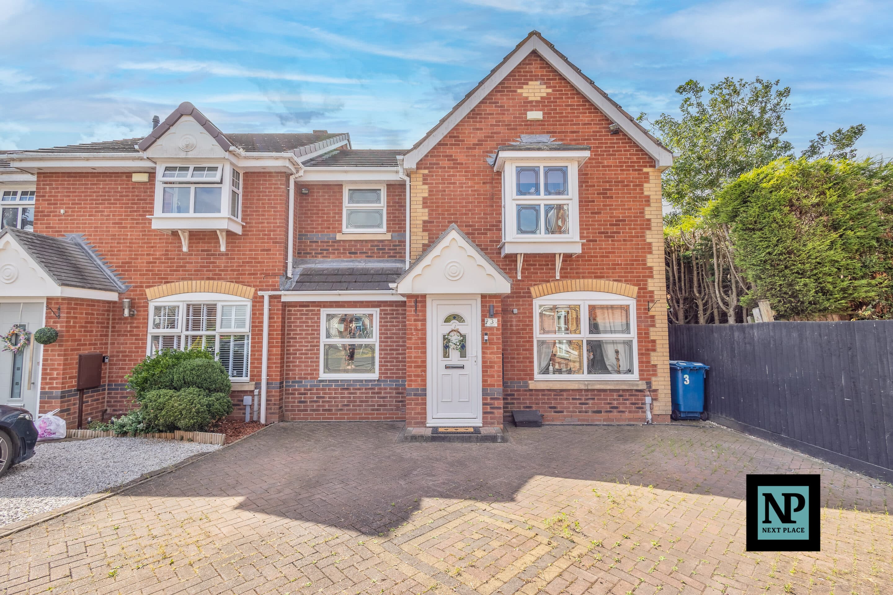 Tansy, Tamworth, B77
