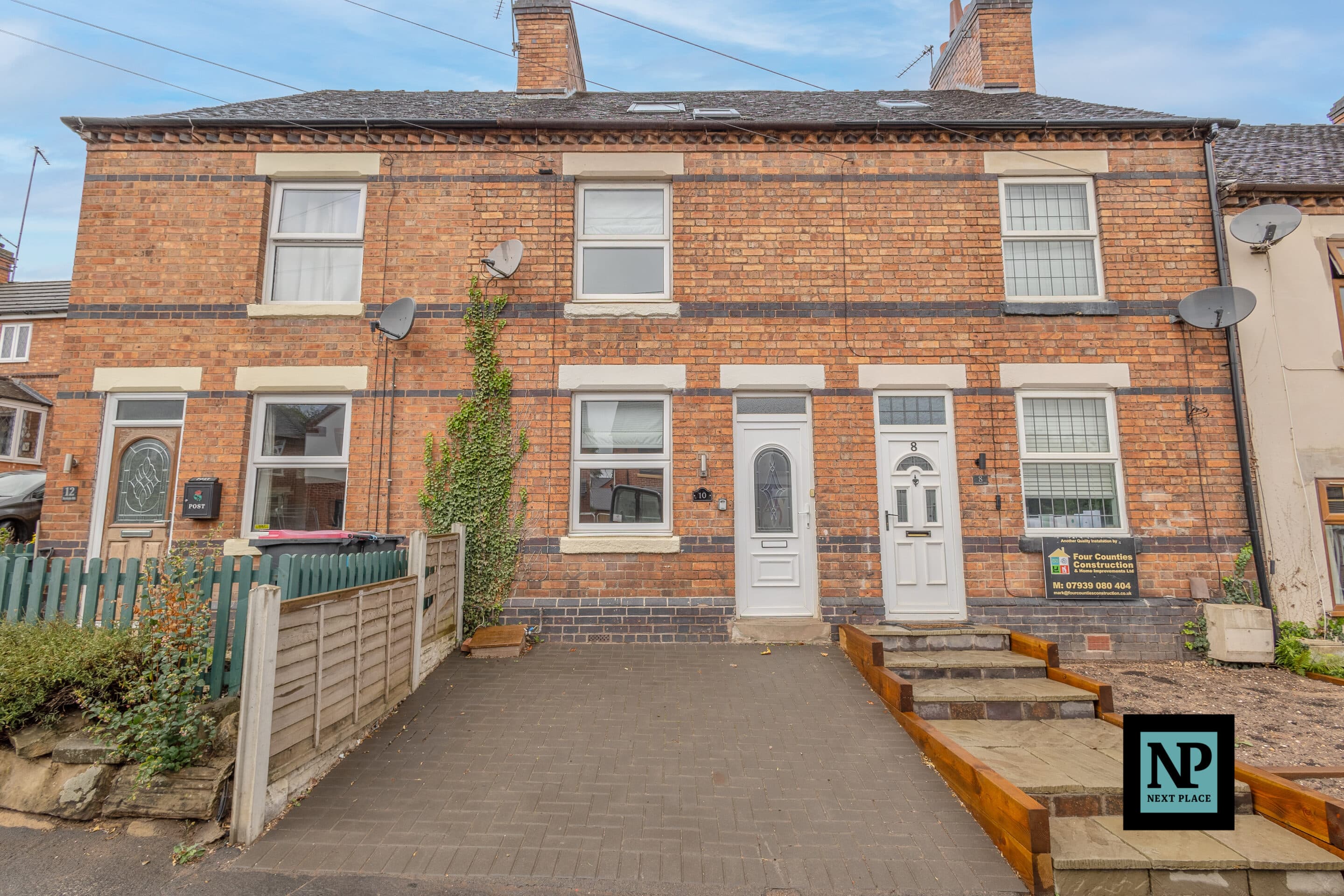 Fairfields Hill, Polesworth, B78