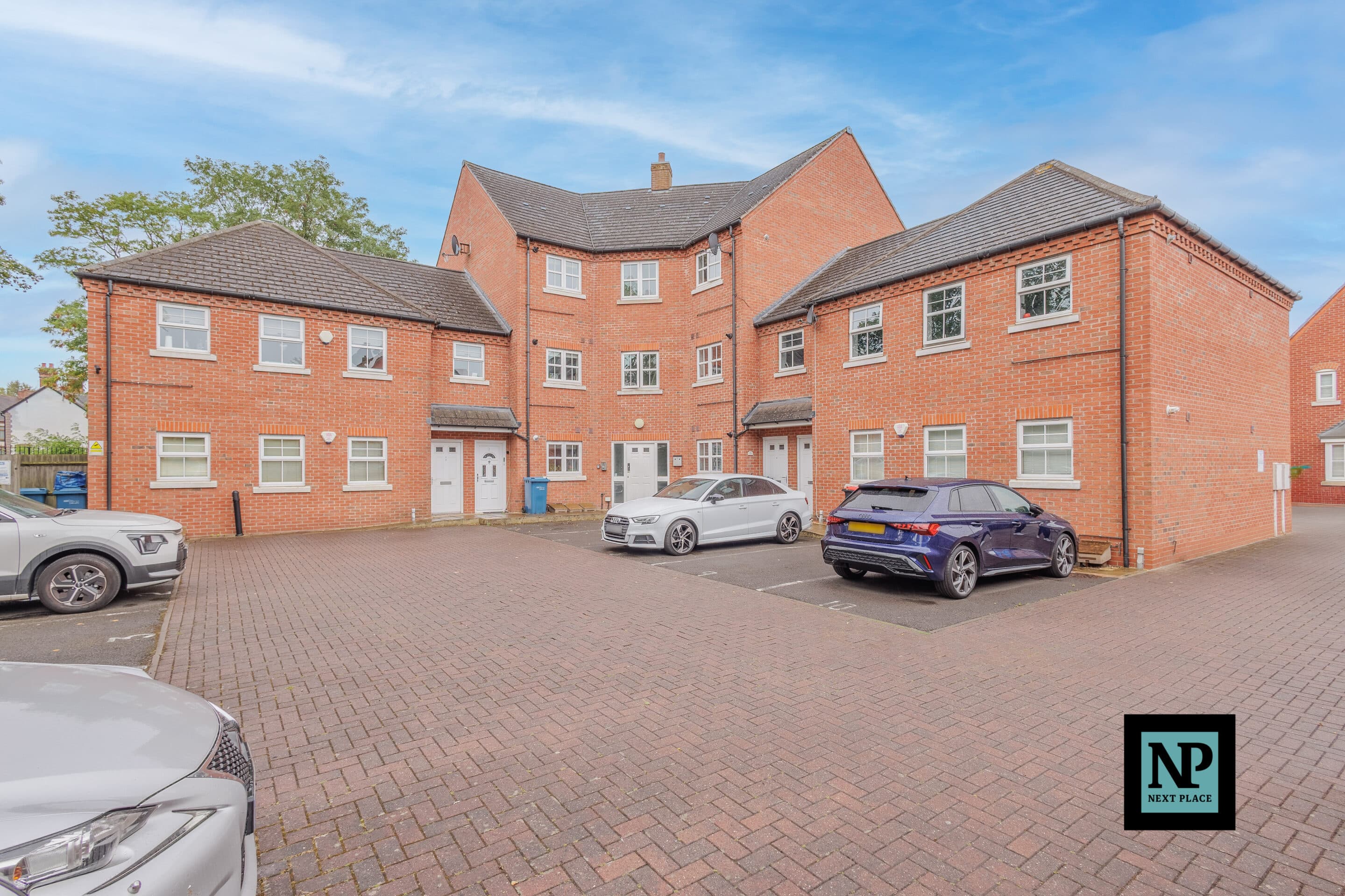 Paddock Close, Wilnecote, B77