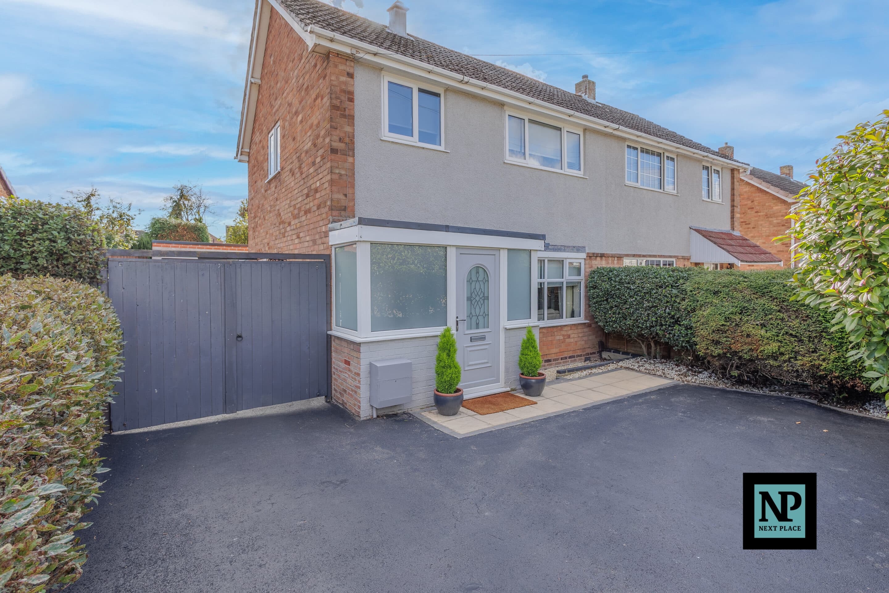 St. Georges Way, Tamworth, B77