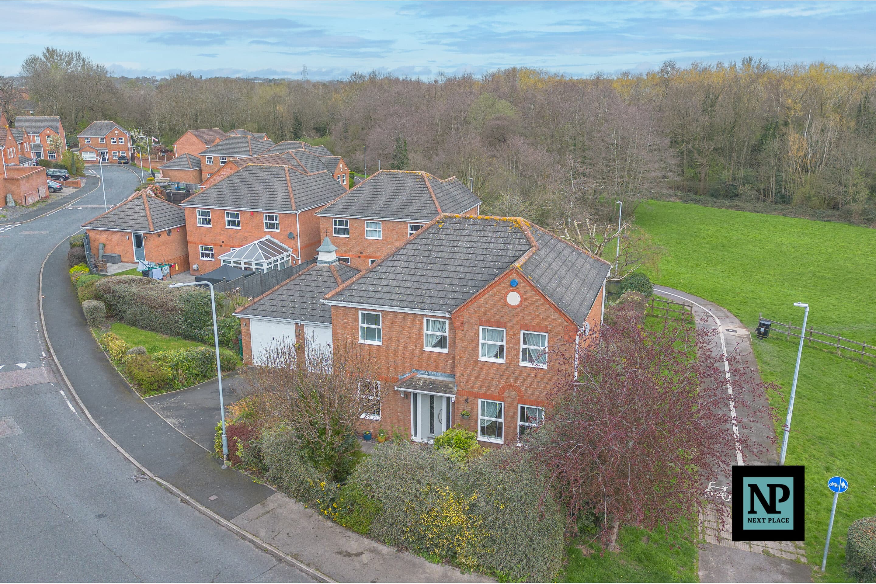 Orkney Drive, Wilnecote, B77