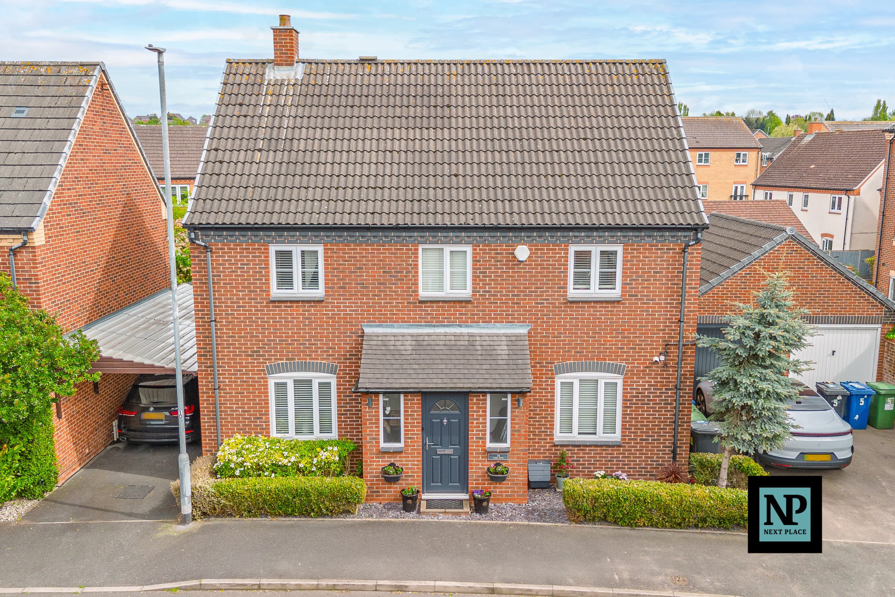 Valley Drive, Wilnecote, B77