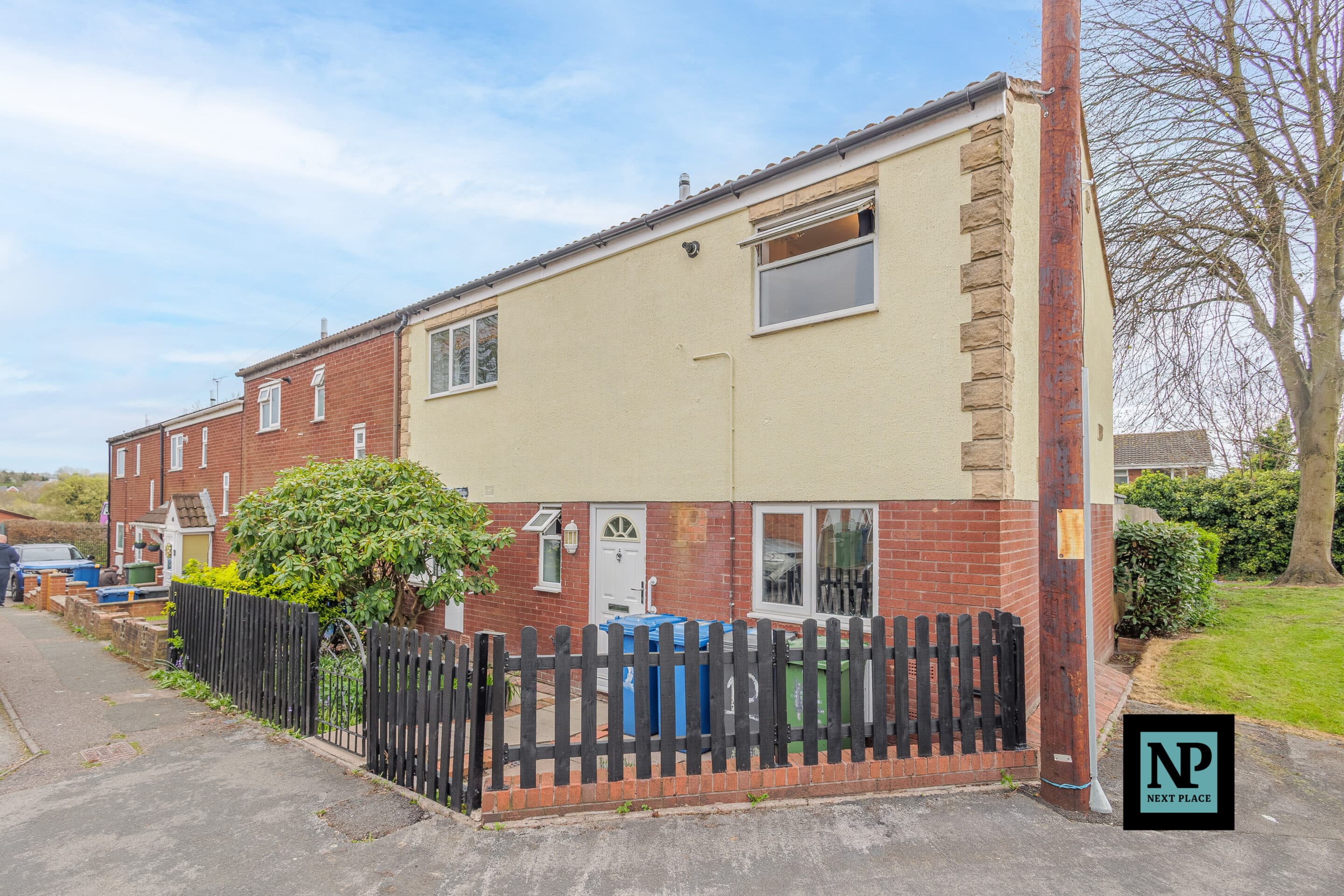 Holwick, Wilnecote, B77