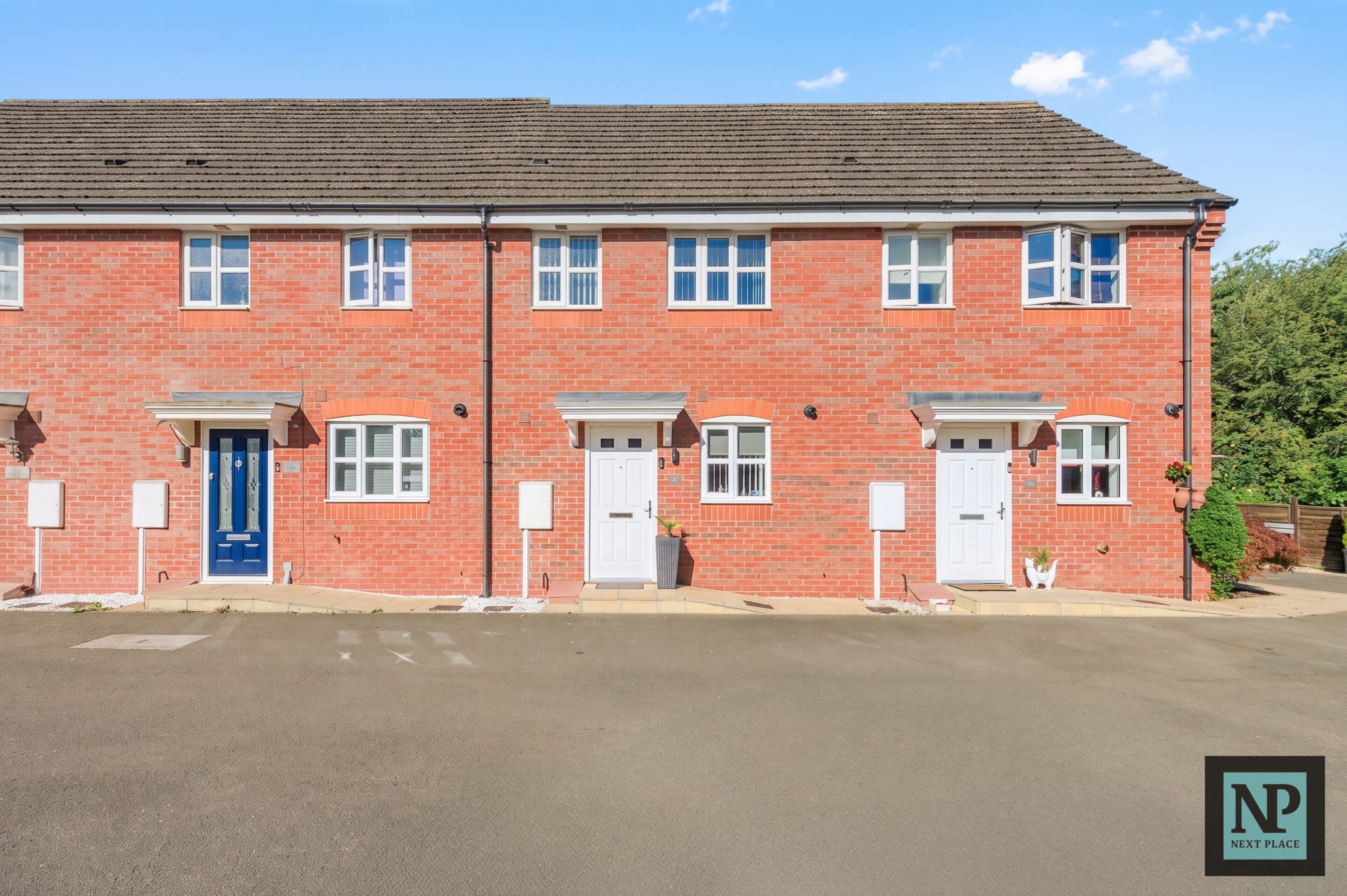 Lyon Drive, Tamworth, B77