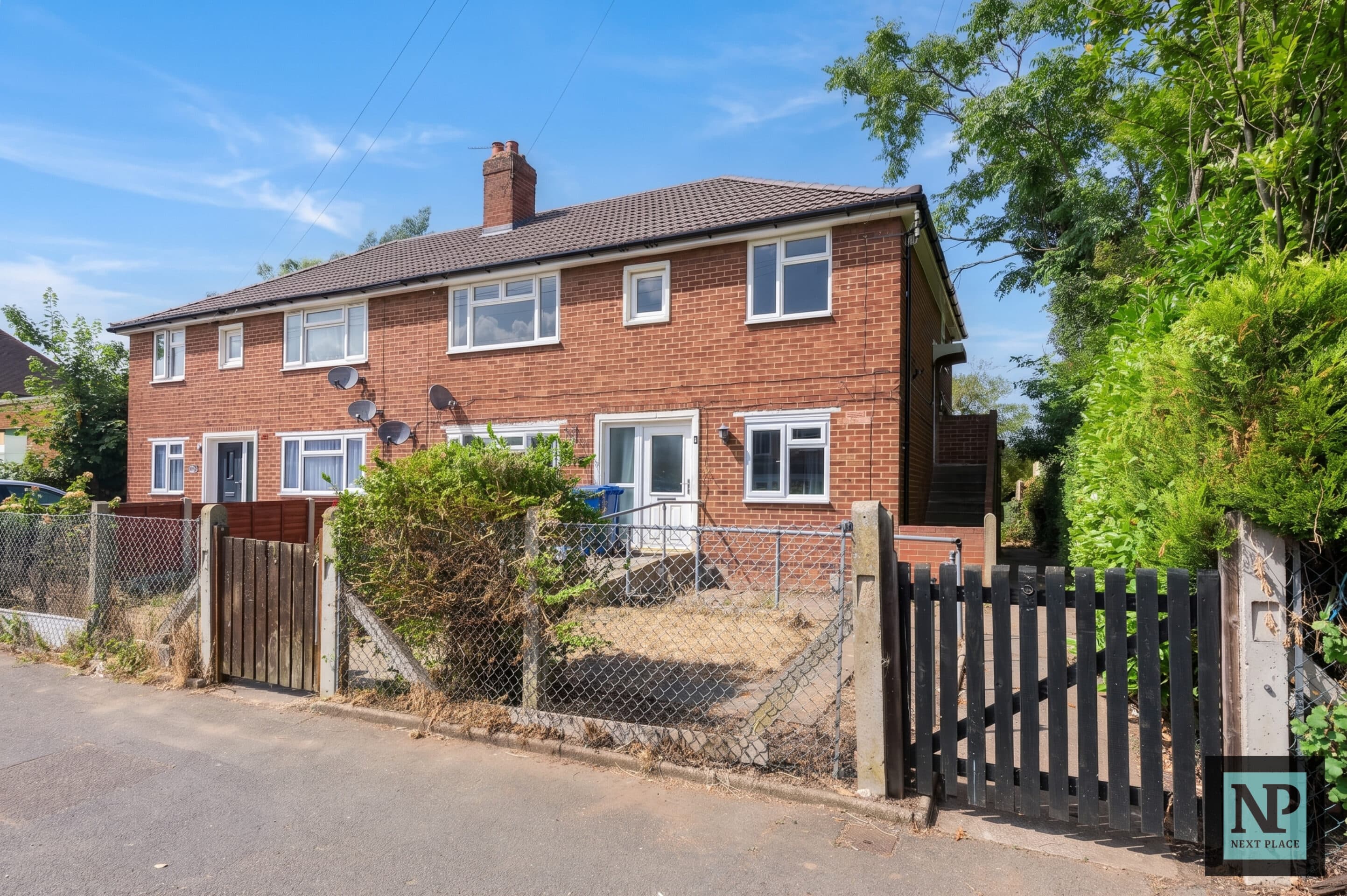 Sutton Avenue, Tamworth, B78